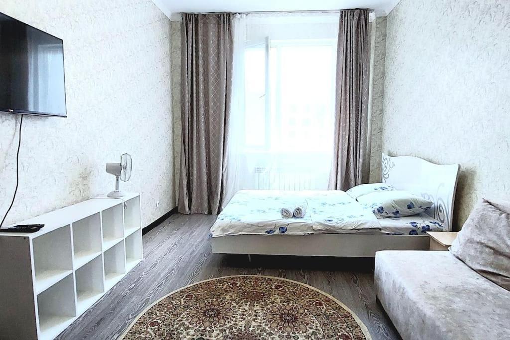 Ferienwohnung Аэропорт 15 Минут Экспо Бульвар Astana Exterior foto